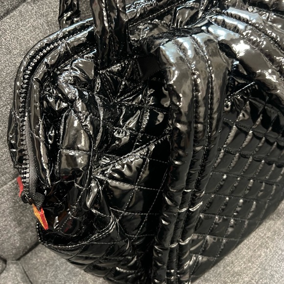 MzWallace Black laquer Quilted Women's Bag top handle
No rips - Picture 4 of 11